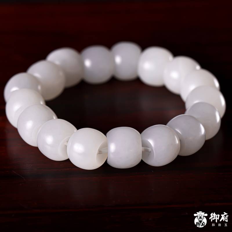 Xinjiang Hetian qinghua black-and-white seed jade barrel-bead bracelet, 46.8 g - Yufu Jade detail photograph 5