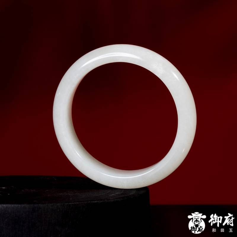 Xinjiang Hetian white seed jade flat-band bangle with natural skin, 52.8 g, 56 mm - Yufu Jade detail photograph 2