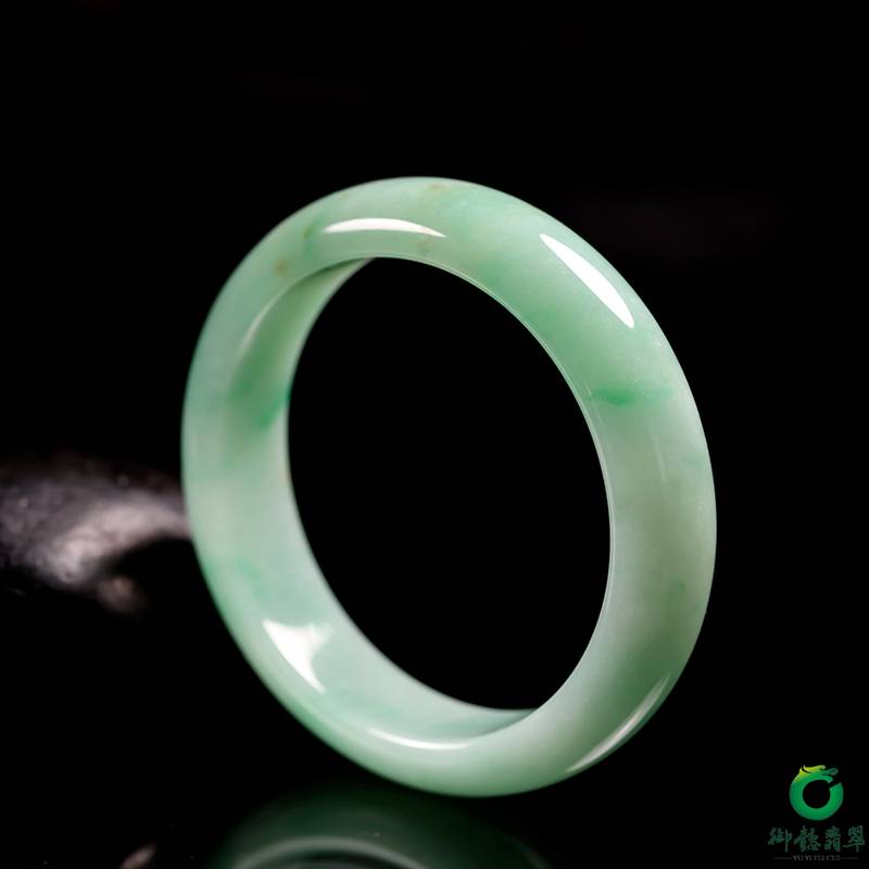 Burmese jadeite A-grade flat-band bangle in floating green (Ping An style), 70.8 g, 57.5 mm - Yufu Jade