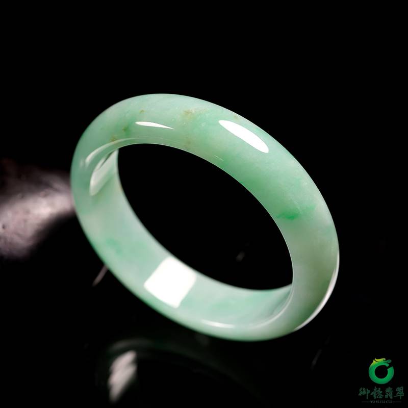 Burmese jadeite A-grade flat-band bangle in floating green (Ping An style), 70.8 g, 57.5 mm - Yufu Jade detail photograph 2