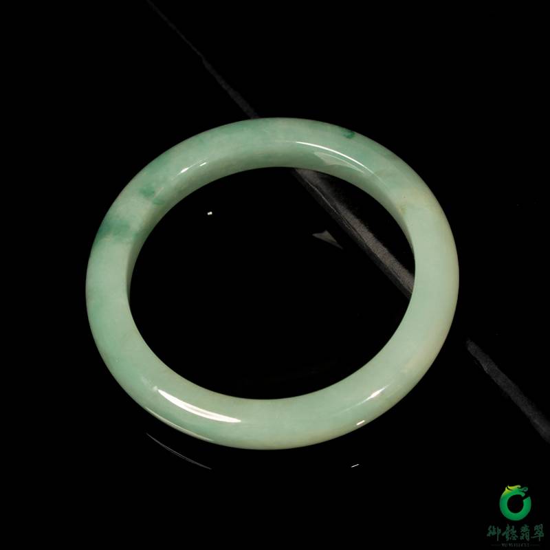 Natural Burmese jadeite A-grade bangle in full green, ice-waxy texture, 45.6 g, 55 mm - Yufu Jade detail photograph 4